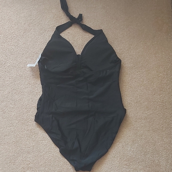 Chic Black Halter One-Piece Swimsuit - Picture 4 of 9